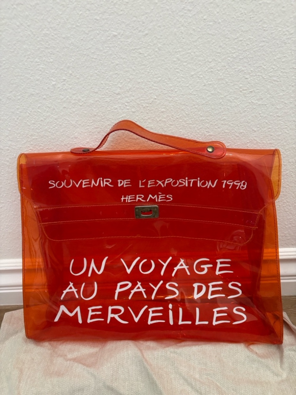 Vinyl Souvenir De L'Exposition Kelly Orange